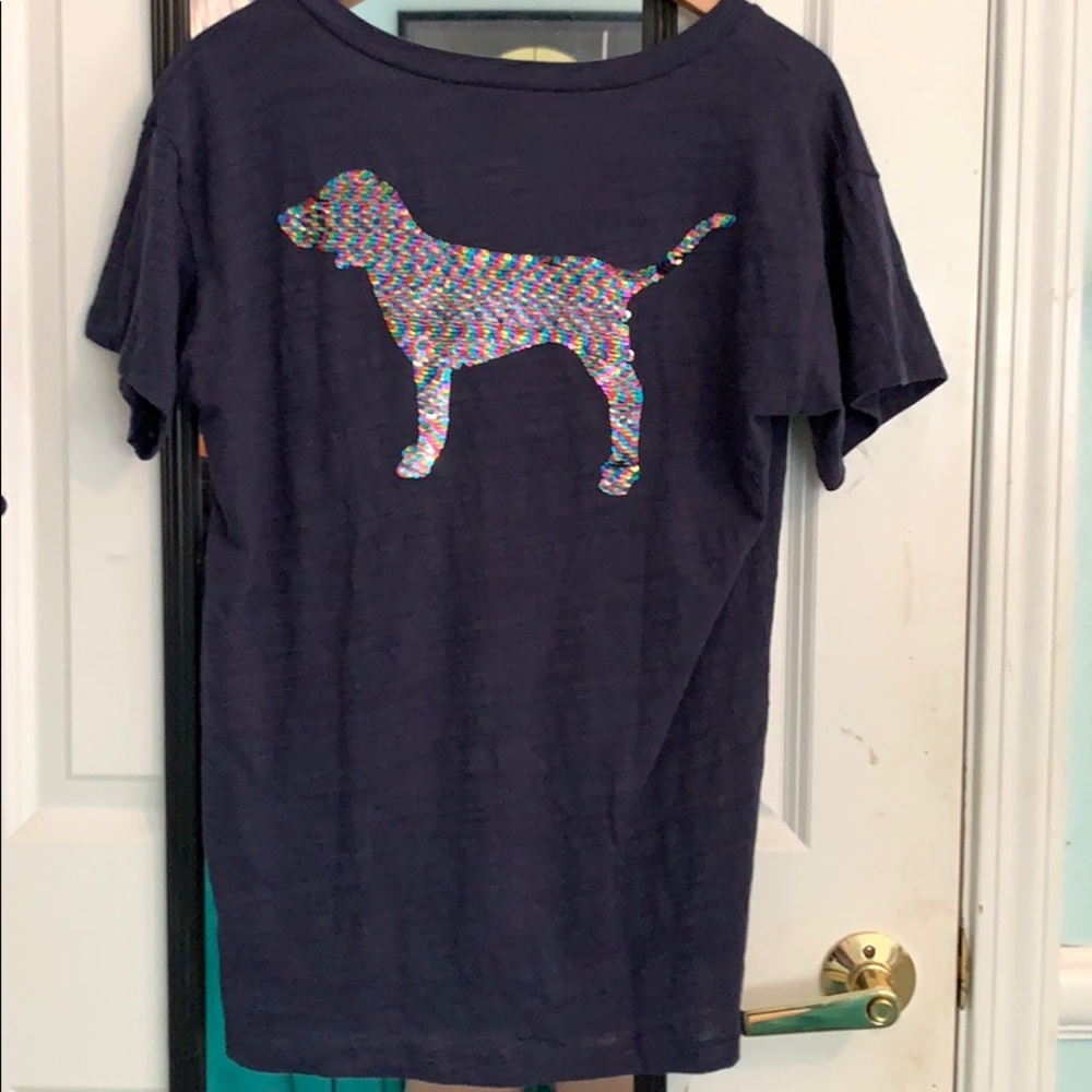 Pink navy blue v neck